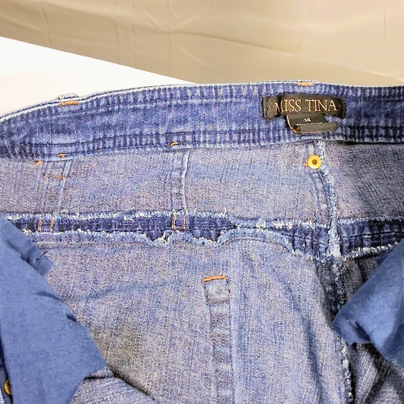 Women's Miss Tina Size 14 36" X 32" Blue Denim Jeans With Embroidered Pocket - Picture 6 of 8